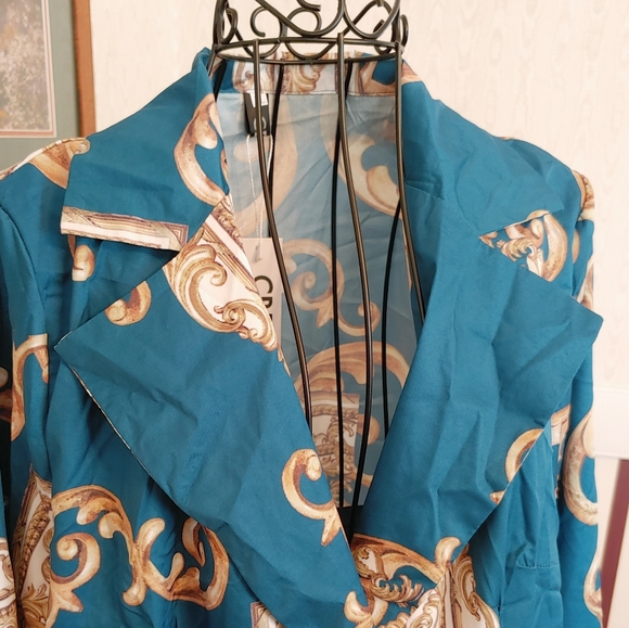 CBR Chic/Boutique/Rose Iconic Weekend Shirt - Picture 4 of 6